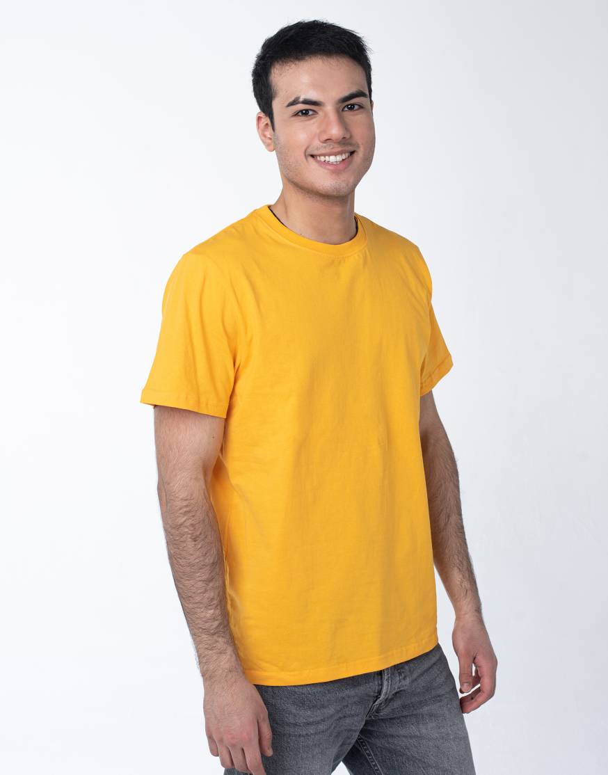 Жёлтая мужская футболка оптом